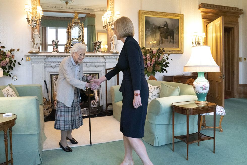 queen-elizabeth-ii-and-liz truss