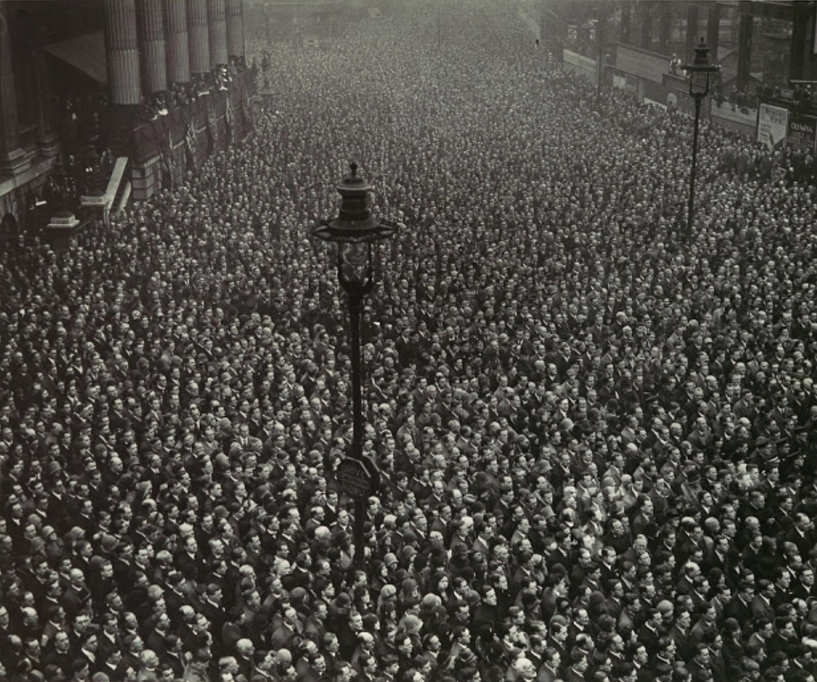 2 minute silence, Nov 11, 1918, London, journal of wild culture, ©2020.jpg
