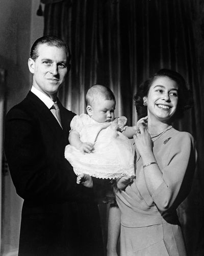 6a queen eliz 2 with infant son, journal of wildculture.com .jpg