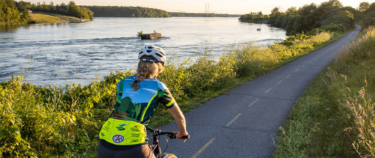 Great Lakes Waterfront Trail path