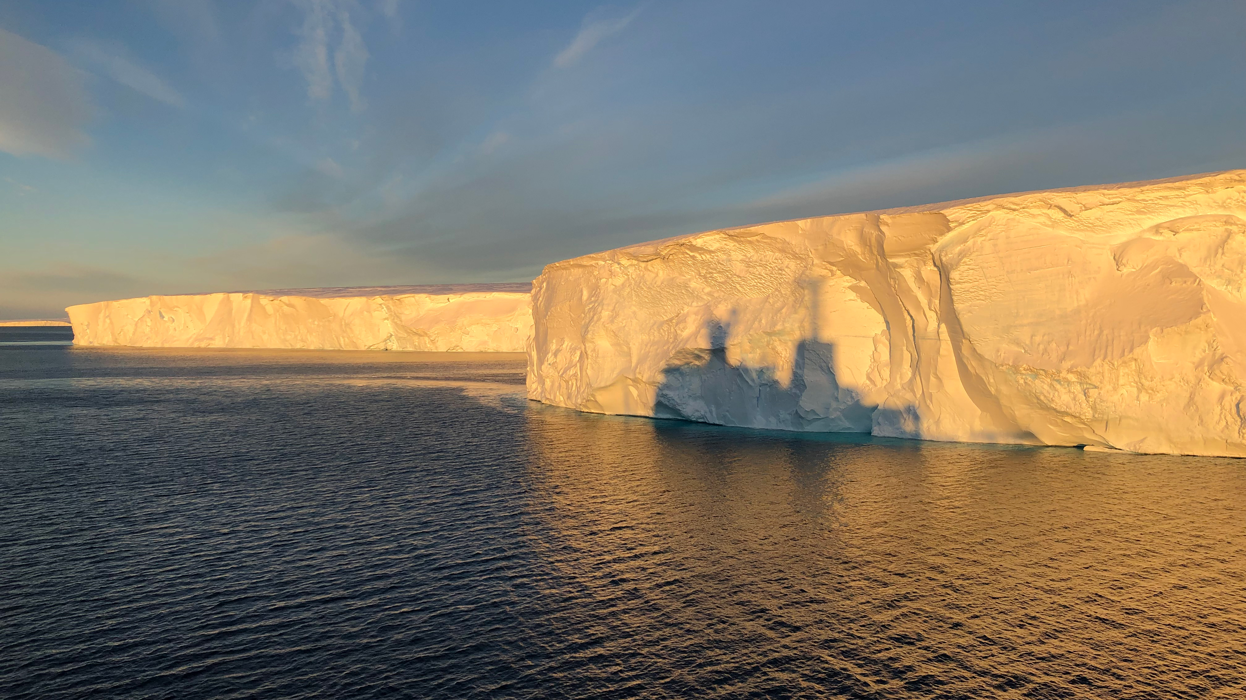  Thwaites-Glacier, journal of wild culture ©2021