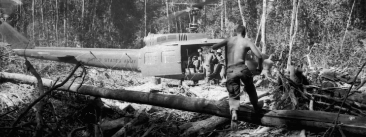 Tim Page_Vietnam helicopter rescue_journal of wildculture.com