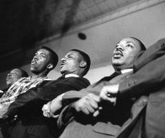 Martin Luther King singing, journal of wild culture, ©2022